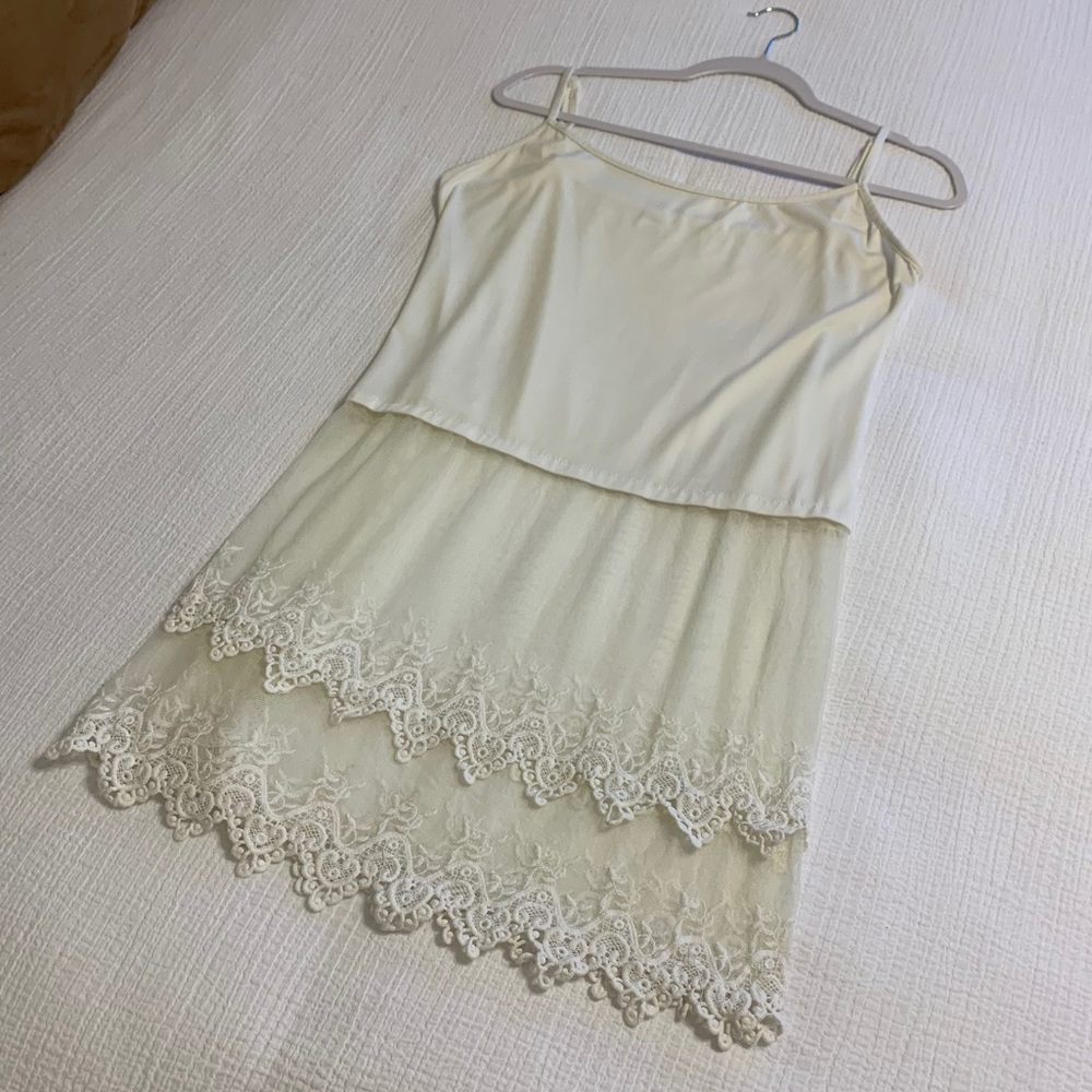 lace detail shirt/dress extender